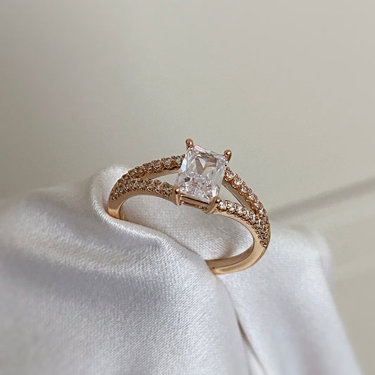 Pierścionek Ze Stali Chirurgicznej Mesini Diamenty